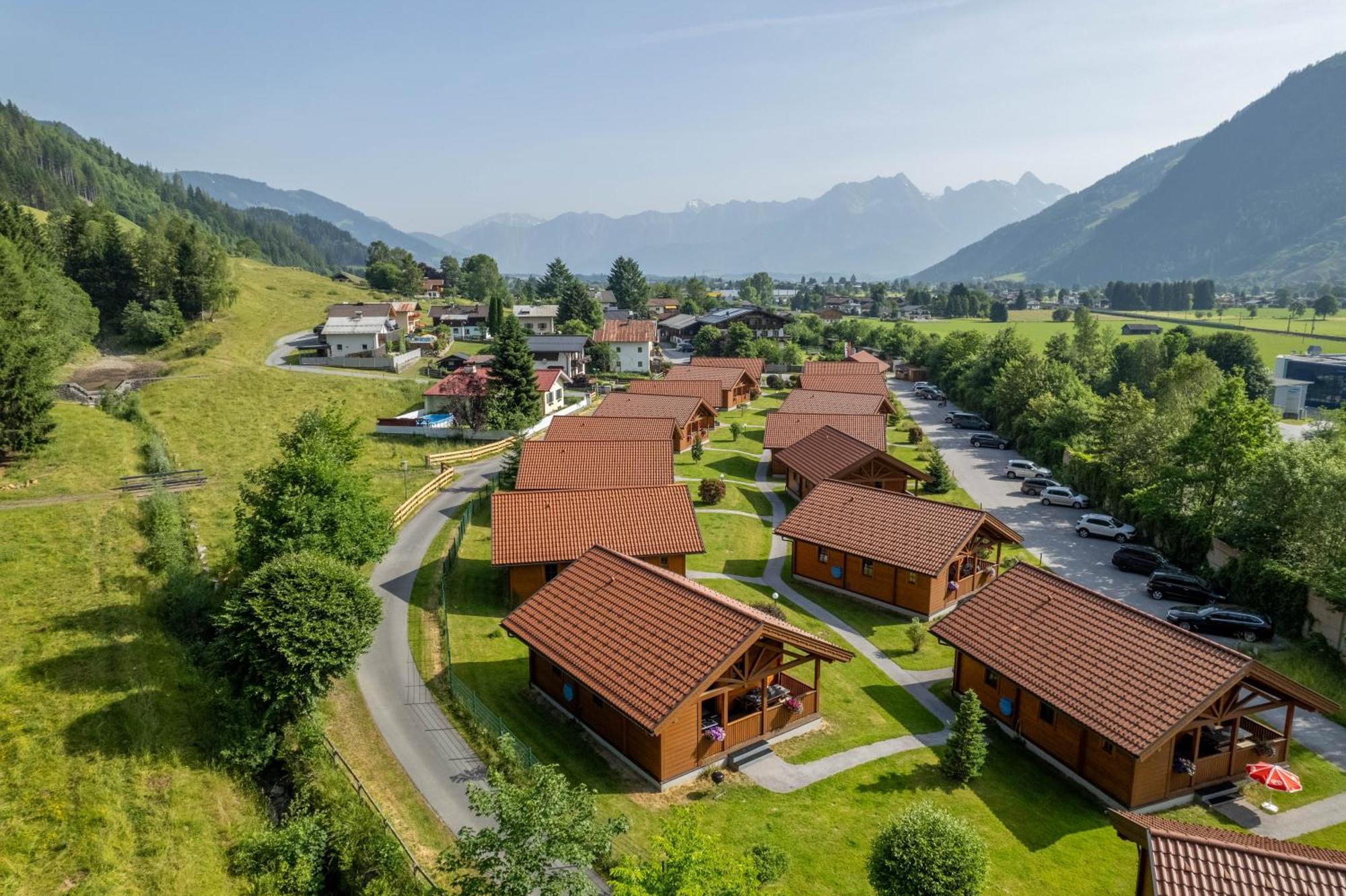 Chaletdorf Zellersee Maishofen Exterior photo