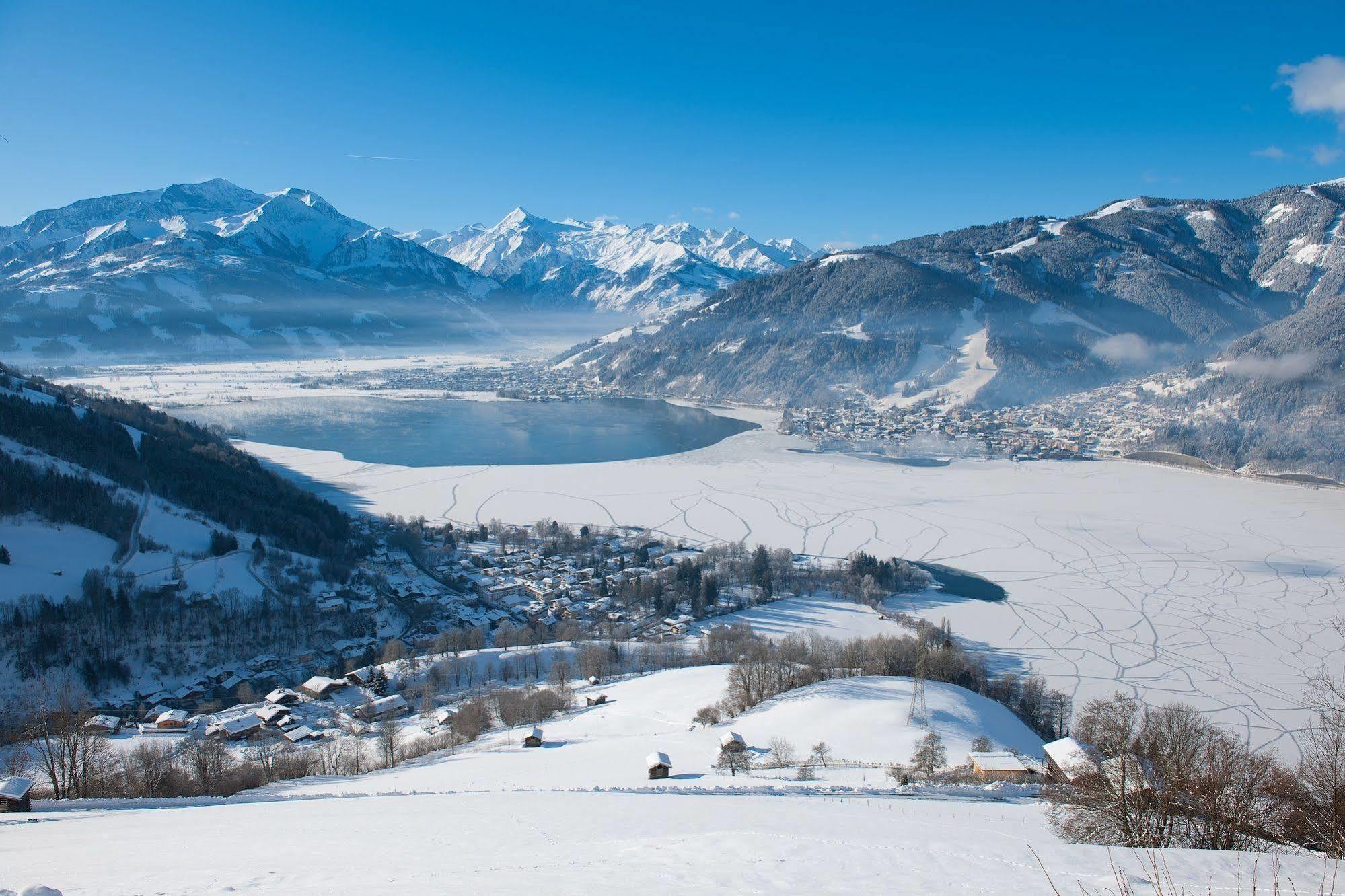 Chaletdorf Zellersee Maishofen Exterior photo