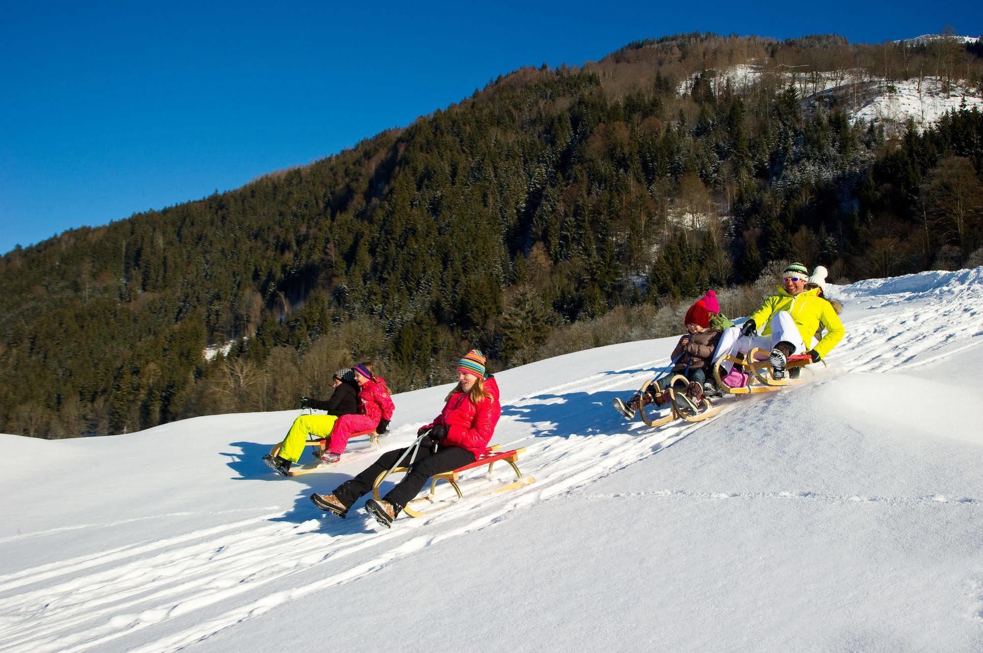 Chaletdorf Zellersee Maishofen Exterior photo